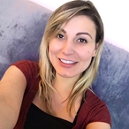 Ségolène - Celibataire du web à Ichertswil Profil de Ségolène, 26 ans, Celibataire du web à Ichertswil (Soleure)